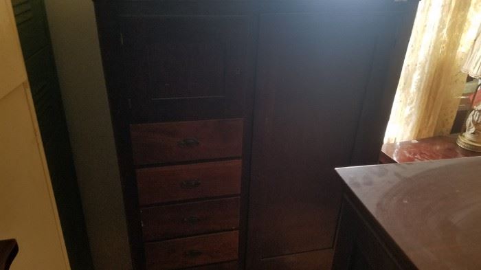 Colonial Revival Oak Wardrobe Chest