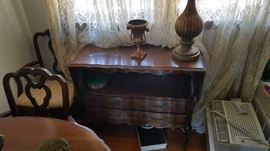 French Provisional dinning set 1 of 3