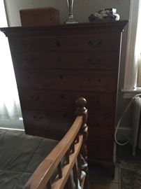 Queen size bed and chest of drawers