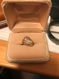 14k Gold freshwater Pearl Ring