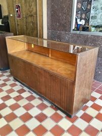 Vintage Mahogany Display Cabinet-Glass Top and Front