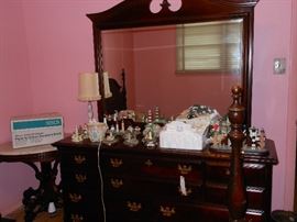 MATCHING DRESER