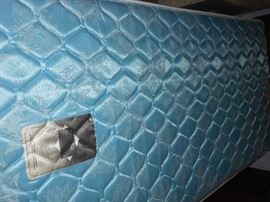 LIKE NEW PAIR SINGLE