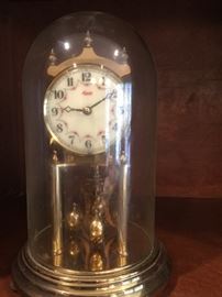 Kundo Crystal Anniversary Clock