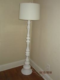 Porcelain floor lamp with 2 matching table lamps