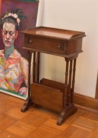 $100 - Small Vintage Side Table with Drawer & Magazine Rack