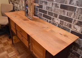 $200 - Rustic Style Console Table / Cabinet