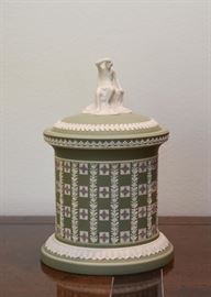 $900 - Wedgwood Tricolor Jasperware Biscuit Barrel / Tobacco Jar Applied Finial