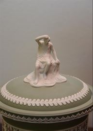 $900 - Wedgwood Tricolor Jasperware Biscuit Barrel / Tobacco Jar Applied Finial