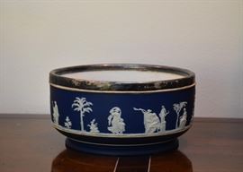 $200 - Wedgwood Dark Blue Centerpiece / Salad Bowl