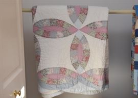 Quilts & Blankets