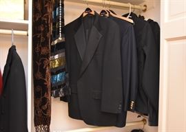 Men's Suits & Clothing