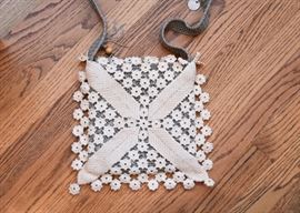 Women's Purses & Handbags