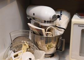 KitchenAid Stand Mixer (White)