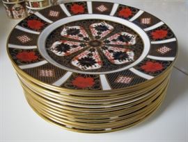 Royal Crown Derby Old Imari Dinner plates