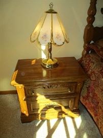 NIGHTSTAND, TOUCH LAMP
