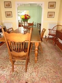 Pine Harvest farmhouse dining table with 4 chairs