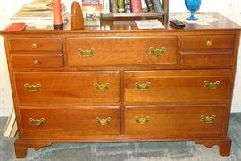 Dresser. There is a matching end table.
