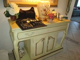 Community flatware service for 23