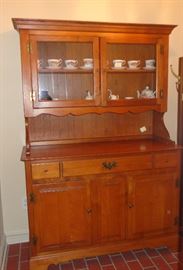 Glass front cupboards - kitchen dresser
