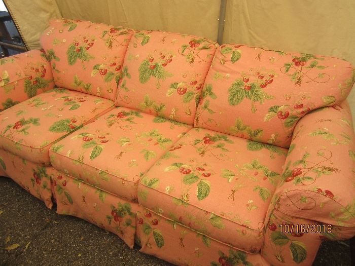 Gabbert's sofa in excellent condition