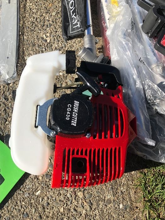 Brand New in box CG430 Brush Cutter.  It needs to assembled, all parts appear to be present.  