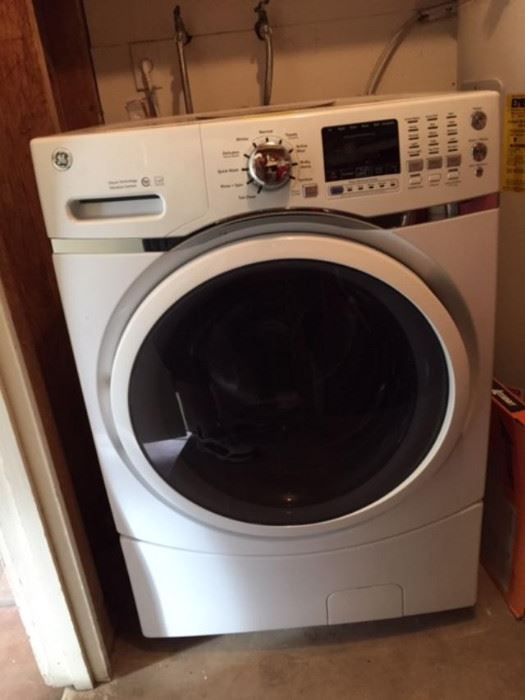 GE Washer - Only 1 1/2 Years Old