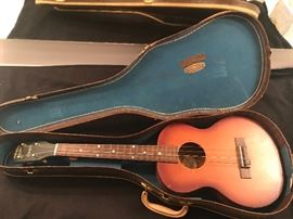 Arthur Godfrey  Baritone Ukulele w case 1950's 