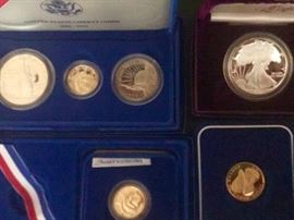 Mint sets gold and silver 