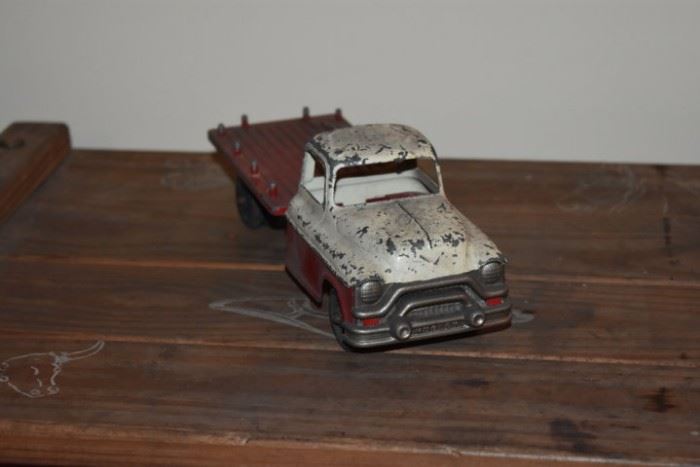 Vintage Hubley Kiddie Toy Flatbed Truck #494