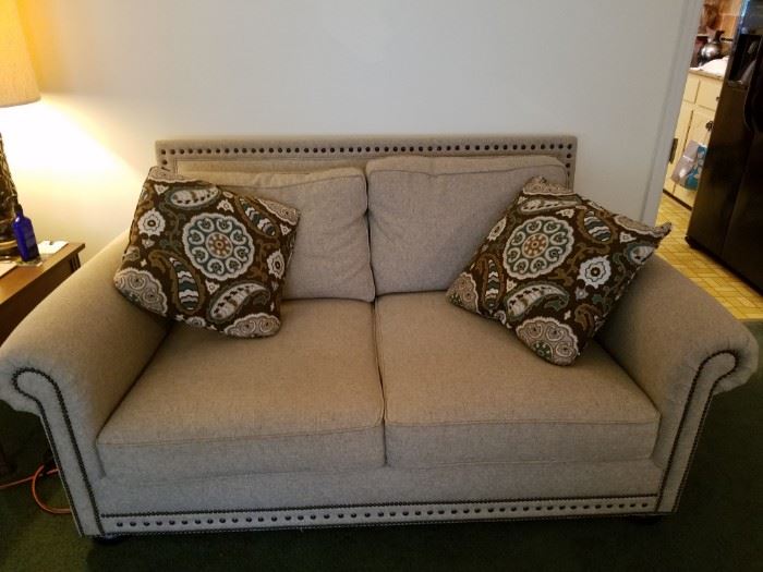 Beautiful Bernhardt loveseat neutral color with nailhead trim. Barely used