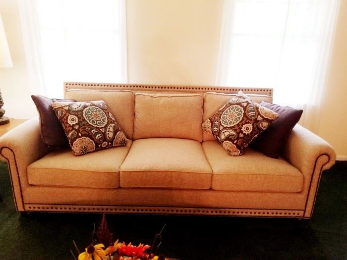 Bernhardt Sofa, please note due to lighting this is not accurate color. Neutral color exactly like loveseat and chair