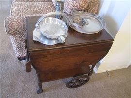 Traditional Rolling Cart with drawer and oversized wheels