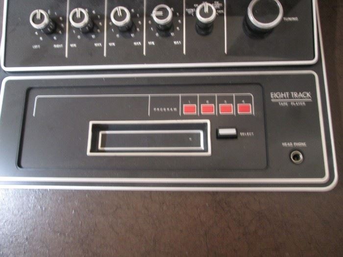 8-Track Detail