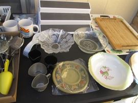 Trays, Display and Serving, some Kitchen Vintage!