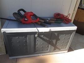 Garden Supplies and Yard Storage Chest