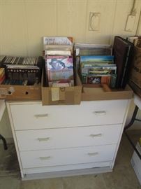 3-Drawer Chest