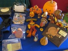 Halloween isn't forgotten yet & Turkey Day is on the way!
