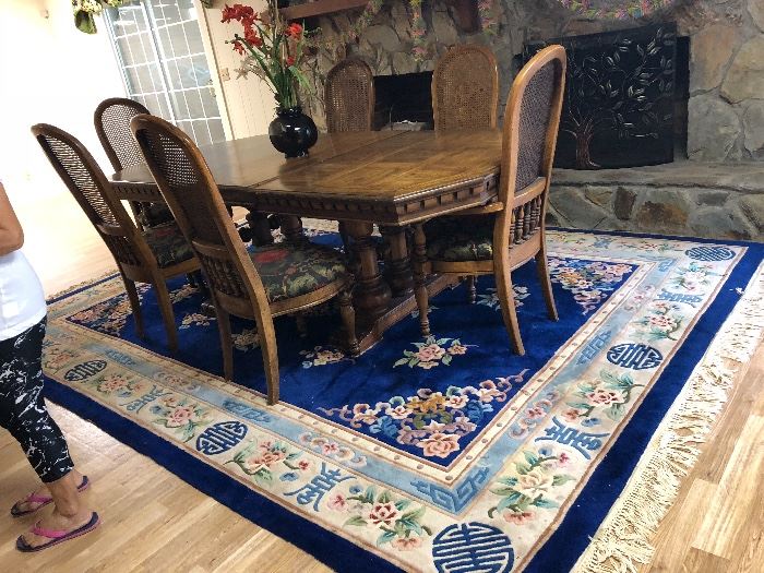 Vintage dining set in solid wood.