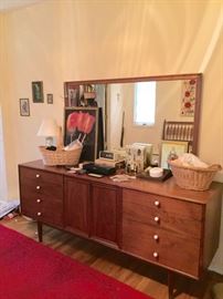 Mid-century dresser