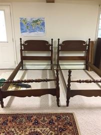 Twin bed frames