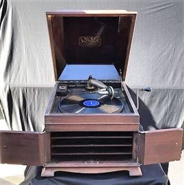 Antique Victrola by Victor Talking Machine Co.