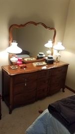 Bassett Furniture dresser with mirror