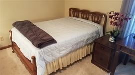 Bassett Furniture queen bed
