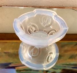 Unmarked opalescent block bowl. Reminiscent of Sabino.