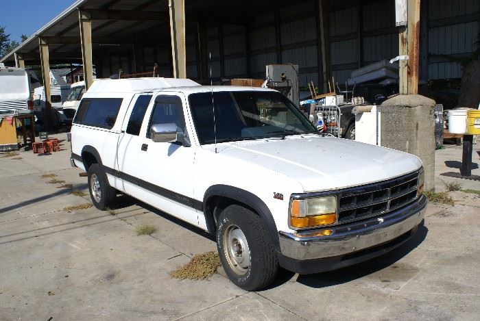 Pickup Truck Dodge Dakota 130,000 Miles