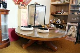 MCM Coffee Table & Ashtrays