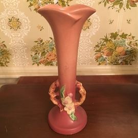 Lovely vintage pink Roseville “Apple Blossom” bud vase.