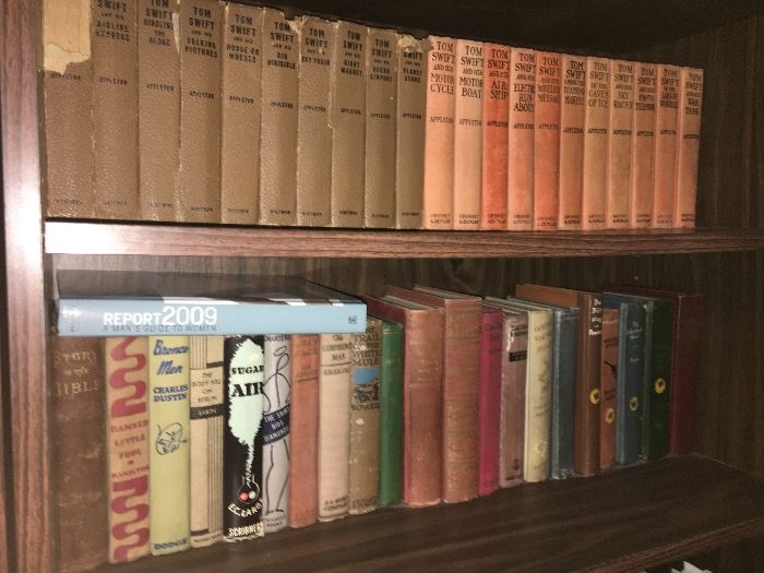 Lots of vintage books—assorted.