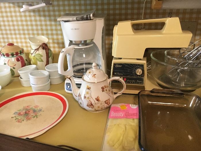 Vintage kitchenware.